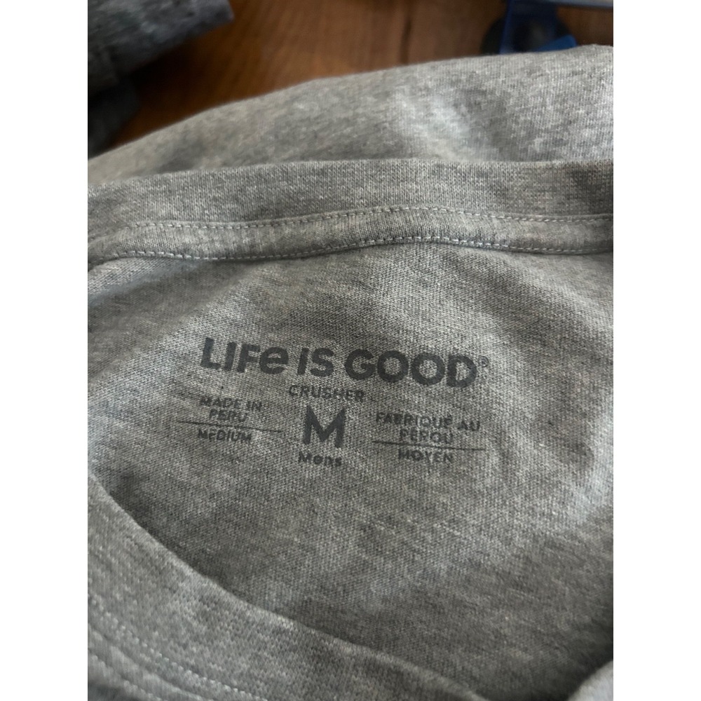 Life is Good Men's Grizzly Bear Forest Crusher Short Sleeve Tee Medium Gray - Picture 5 of 7